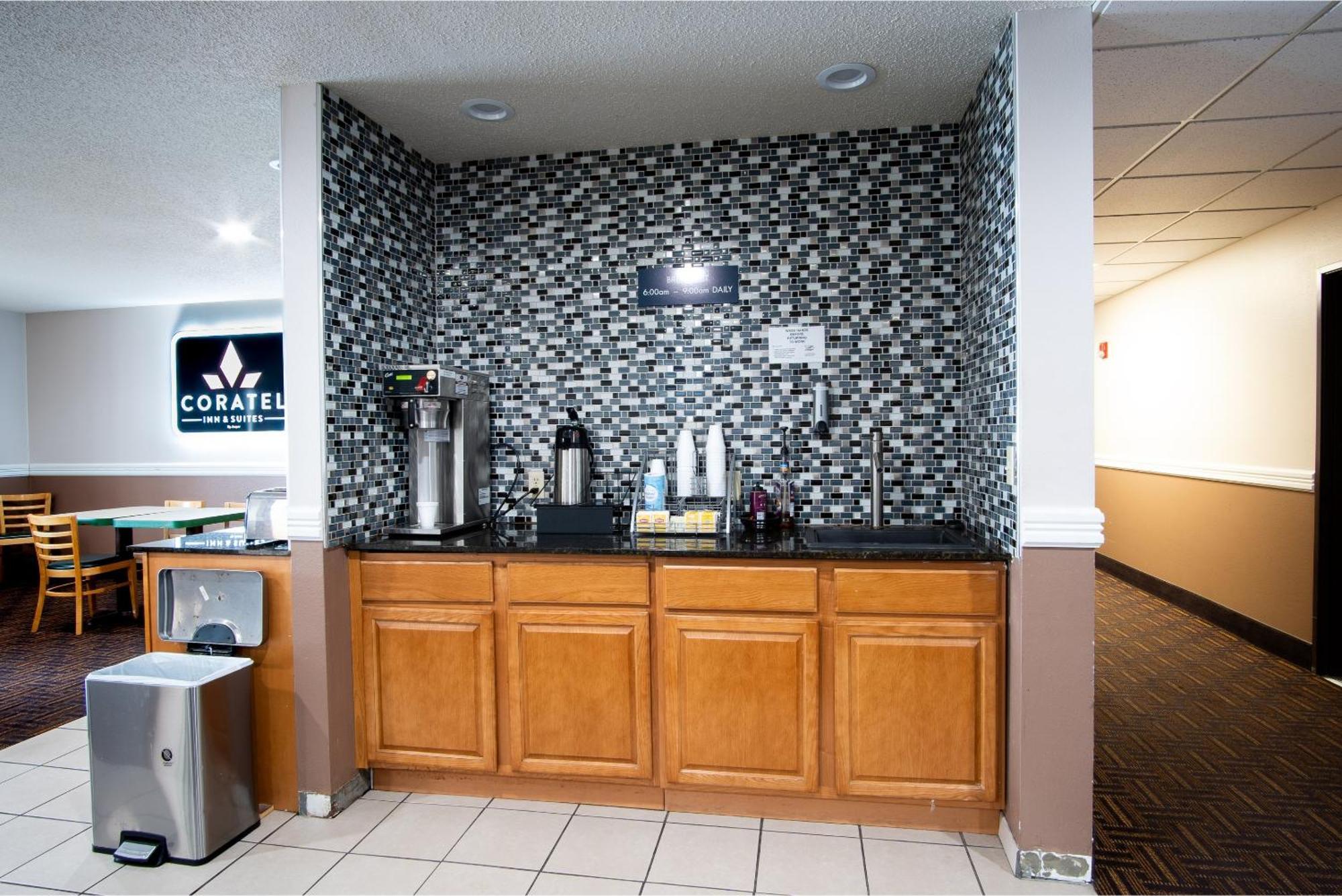 Coratel Inn & Suites By Jasper New Richmond エクステリア 写真