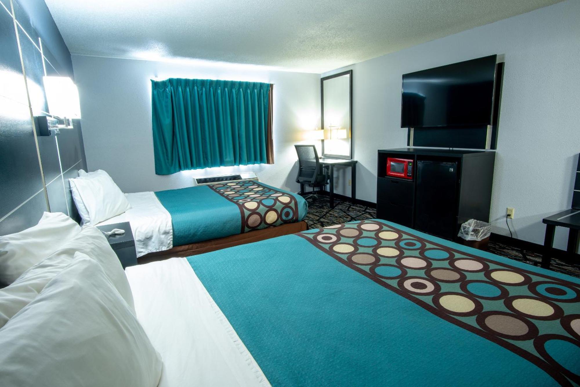 Coratel Inn & Suites By Jasper New Richmond エクステリア 写真